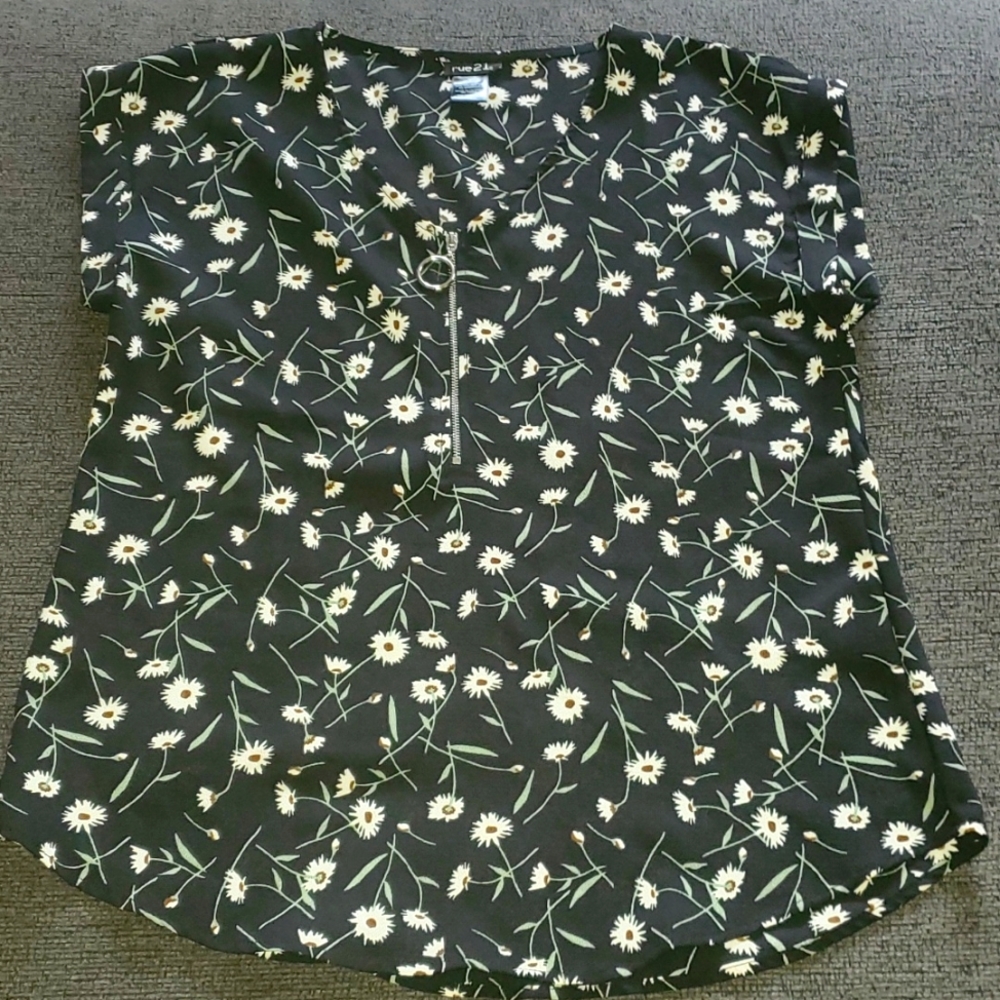 Floral top
